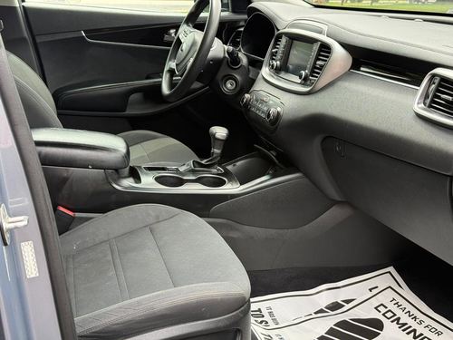 2020 Kia Sorento — photo 33