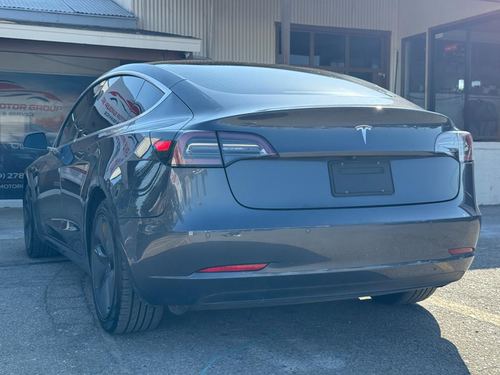 2019 Tesla Model 3 — photo 6