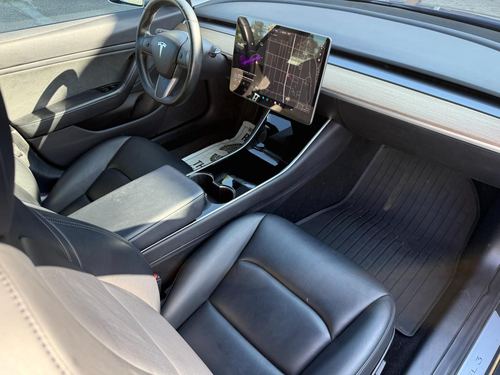 2019 Tesla Model 3 — photo 20
