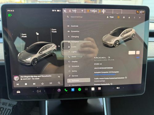 2019 Tesla Model 3 — photo 31