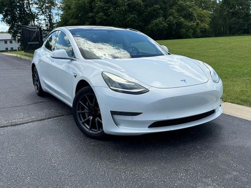 2020 Tesla Model 3 — photo 2