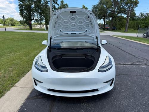 2020 Tesla Model 3 — photo 4