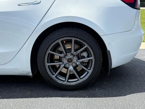 2020 Tesla Model 3 — photo 8