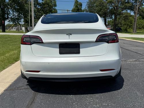 2020 Tesla Model 3 — photo 15