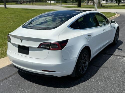 2020 Tesla Model 3 — photo 16