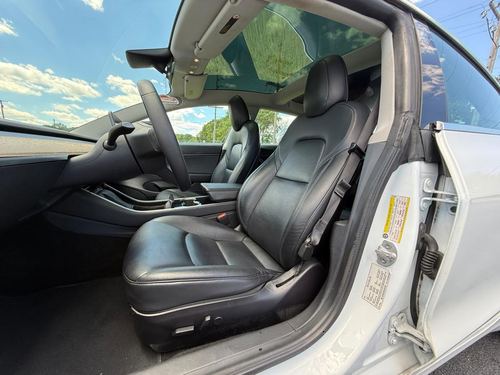 2020 Tesla Model 3 — photo 22