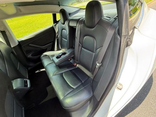 2020 Tesla Model 3 — photo 25