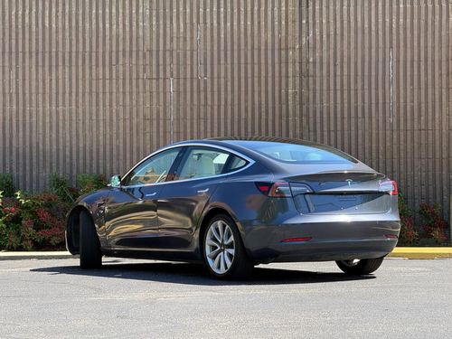 2018 TESLA MODEL 3 — photo 9