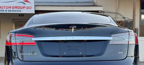 2014 Tesla S 85 — photo 9