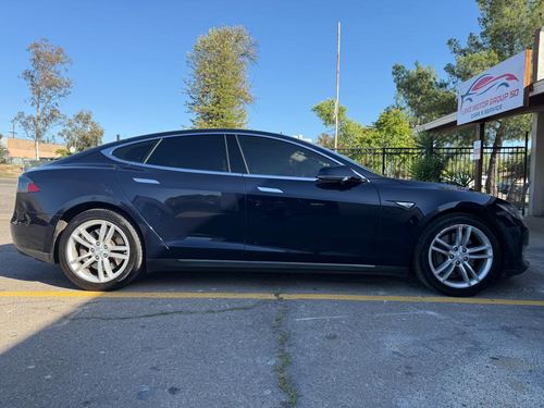 2014 Tesla S 85 — photo 11
