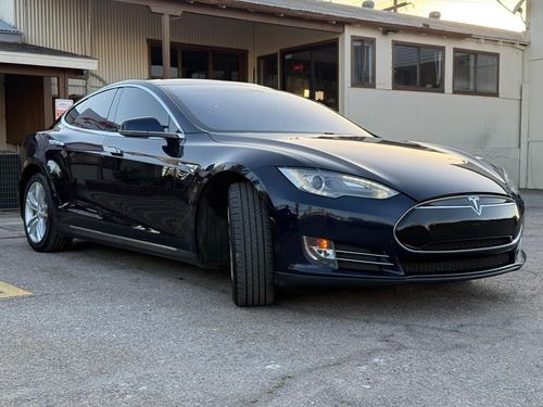 2014 Tesla S 85 — photo 2
