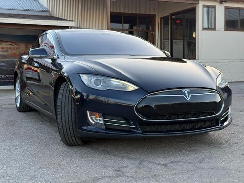 2014 Tesla S 85 — photo 12
