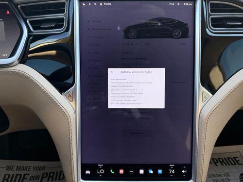 2014 Tesla S 85 — photo 21