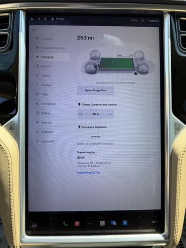 2014 Tesla S 85 — photo 22