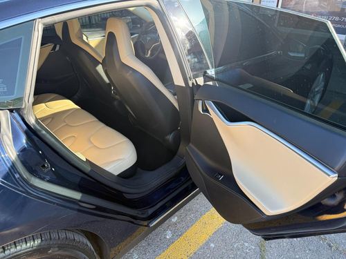 2014 Tesla S 85 — photo 28
