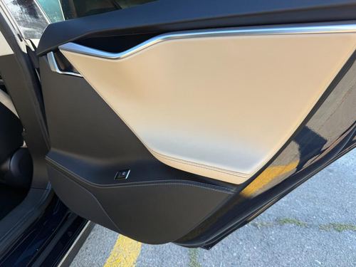 2014 Tesla S 85 — photo 29