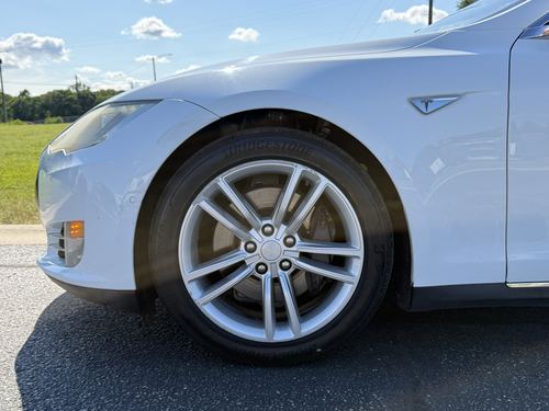 2015 Tesla S70D — photo 8