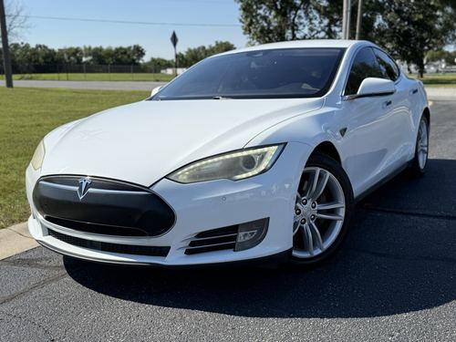 2015 Tesla S70D