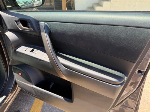 2008 Toyota Highlander — photo 25