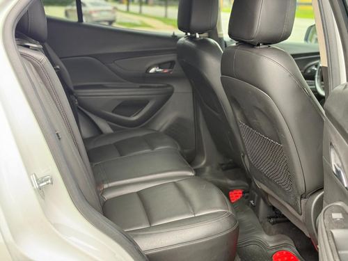 2020 Buick Encore — photo 27