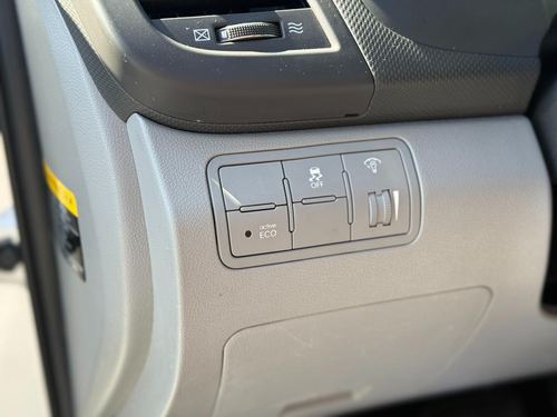 2014 Hyundai Accent — photo 8