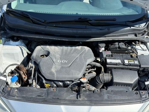 2014 Hyundai Accent — photo 18