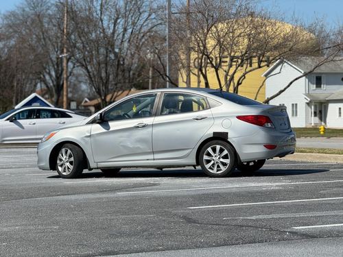 2014 Hyundai Accent — photo 25