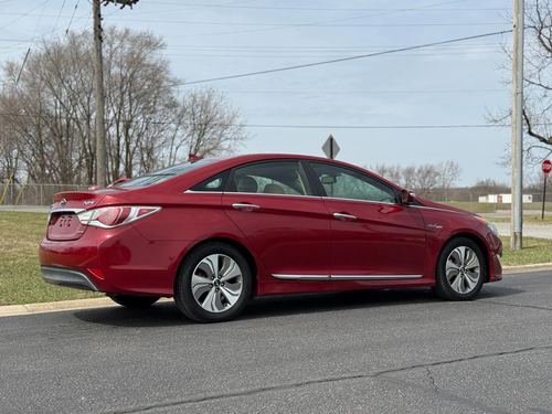 2013 Hyundai Sonata Hybrid — photo 19