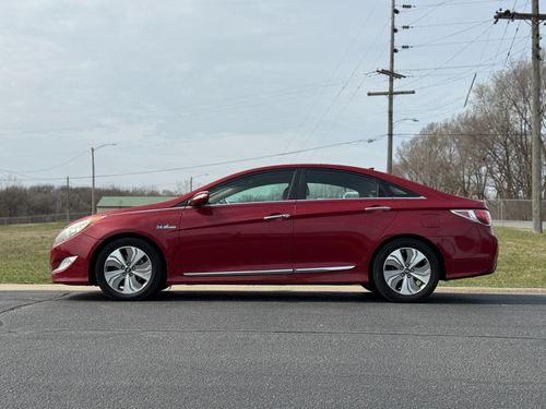 2013 Hyundai Sonata Hybrid — photo 24