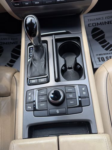 2017 Genesis G80 — photo 22