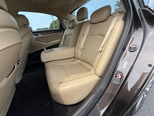 2017 Genesis G80 — photo 40