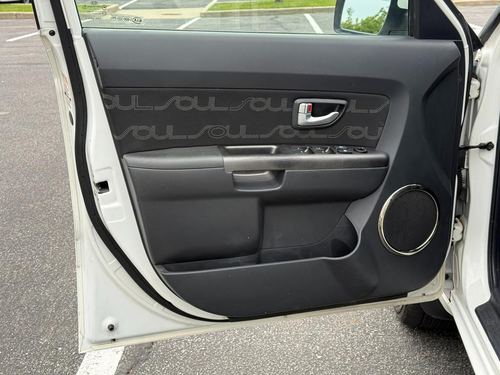 2013 KIA SOUL — photo 19
