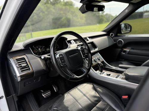2017 Land Rover Range Rover — photo 28