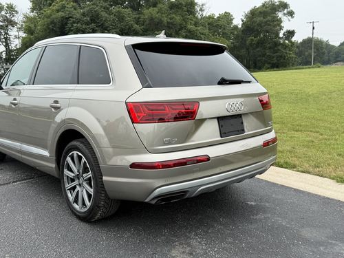 2017 Audi Q7 — photo 12