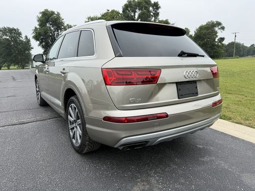 2017 Audi Q7 — photo 15