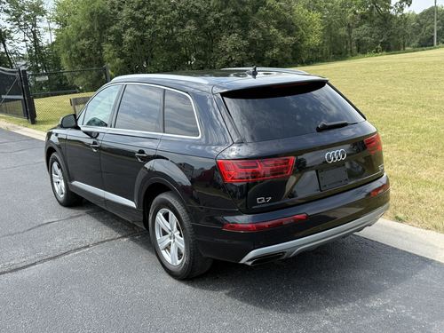2017 Audi Q7 — photo 11