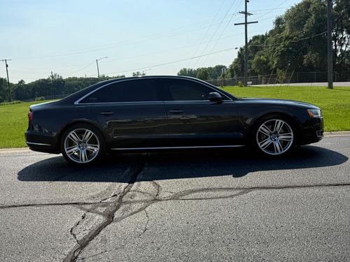 2016 Audi A8 — photo 21