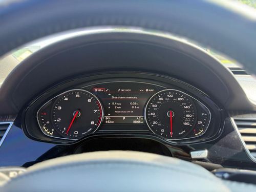 2016 Audi A8 — photo 22