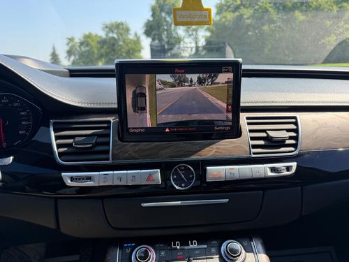 2016 Audi A8 — photo 25