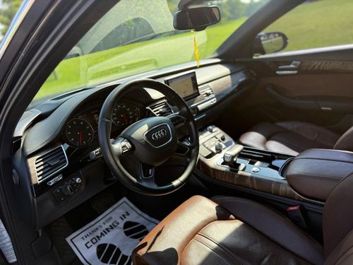 2016 Audi A8 — photo 29