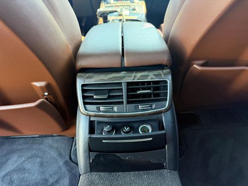 2016 Audi A8 — photo 35
