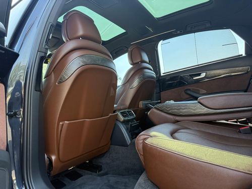2016 Audi A8 — photo 37