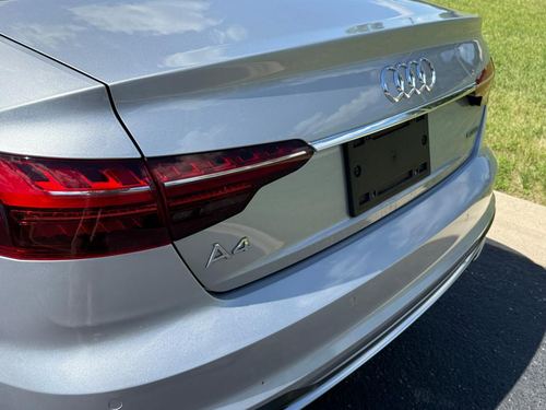 2022 Audi A4 — photo 12