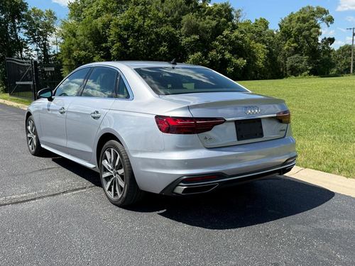2022 Audi A4 — photo 2