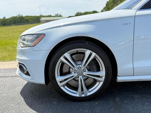2013 Audi S6 — photo 8