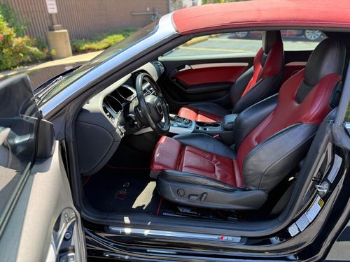 2010 Audi S5 — photo 11