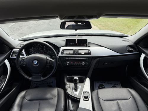 2012 BMW 328 — photo 32
