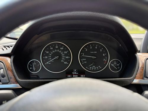 2015 BMW 320 — photo 16