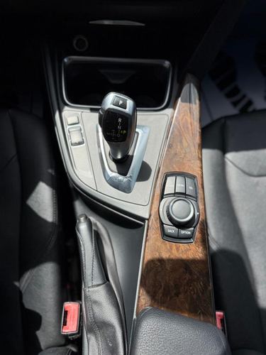 2015 BMW 320 — photo 19
