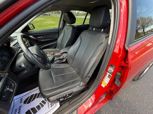 2015 BMW 320 — photo 22
